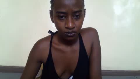 littlesandie online show from January 22, 2025, 6:42 am