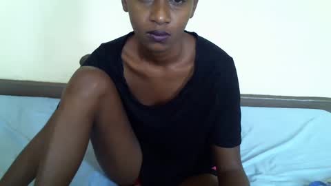 littlesandie online show from February 8, 2025, 5:51 am