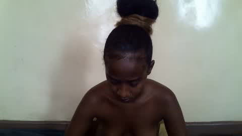 littlesandie online show from February 24, 2025, 9:00 am