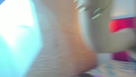 Snapshot of littlesophiie_ chatting on February 22, 2025, 10:07 am littlesophiie_ online show from February 22, 2025, 10:07 am
