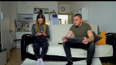 Little Tifany online show from October 26, 2025, 10:21 am