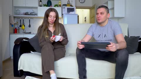 Little Tifany online show from February 10, 2026, 11:25 am