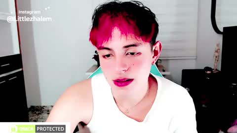 littlezhalem online show from December 22, 2025, 5:04 am