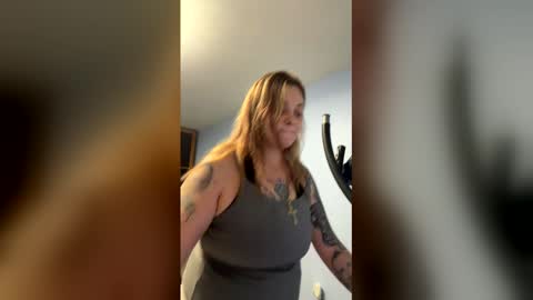 Snapshot of littytothetitty chatting on April 20, 2026, 4:04 am Nina online show from April 20, 2026, 4:04 am