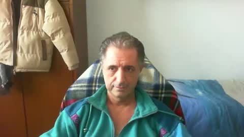 liuk53 online show from April 2, 2026, 1:20 pm