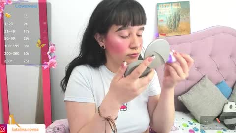 Katalina Novoa. online show from March 10, 2025, 4:38 am