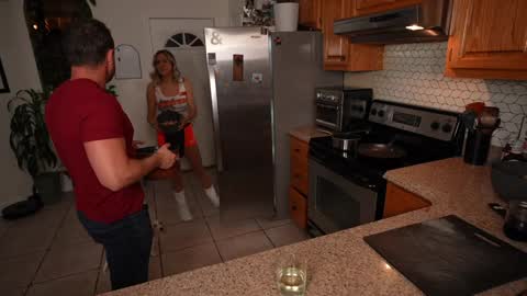 Snapshot of livanddrew chatting on November 8, 2025, 12:22 am Liv and Drew online show from November 8, 2025, 12:22 am