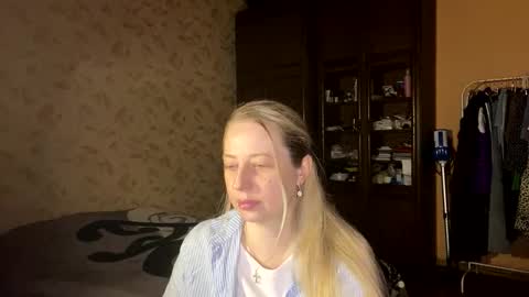 Livandria online show from April 13, 2026, 8:25 pm