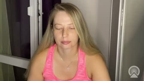 Livandria online show from June 20, 2026, 8:22 pm