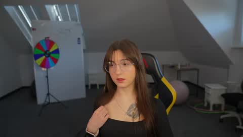 Sheryl online show from April 22, 2026, 10:17 am