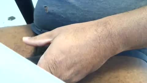 livetribber online show from March 6, 2025, 3:13 pm