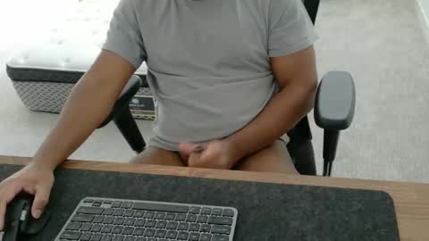 livetribber online show from February 21, 2026, 8:21 pm