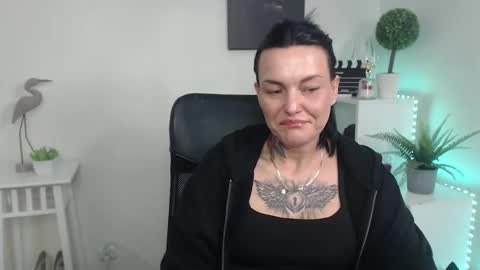 Livia online show from March 9, 2026, 7:34 am