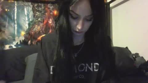 Liv Mirage online show from March 5, 2025, 3:40 am