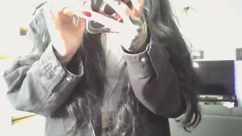 Liv Mirage online show from November 8, 2025, 6:51 pm