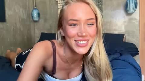 olivia online show from March 5, 2026, 3:13 am