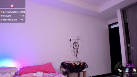 Snapshot of lixie_ chatting on February 18, 2025, 8:03 pm Vanessa online show from February 18, 2025, 8:03 pm