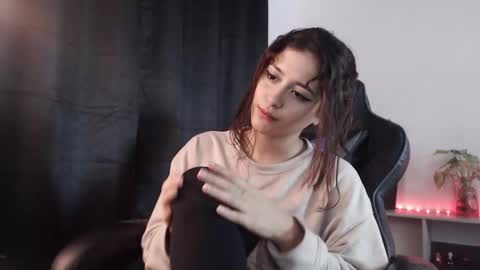 Elizabeth online show from January 7, 2026, 3:20 am