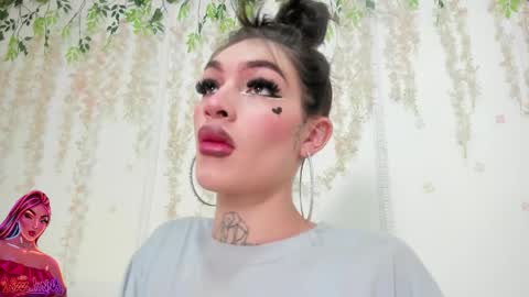 Liz Luna online show from April 18, 2026, 8:42 pm