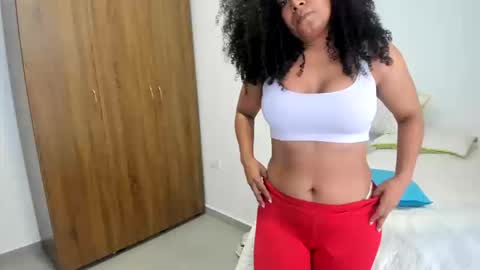 Snapshot of lizasweet_ chatting on October 15, 2025, 8:53 pm MELB online show from October 15, 2025, 8:53 pm