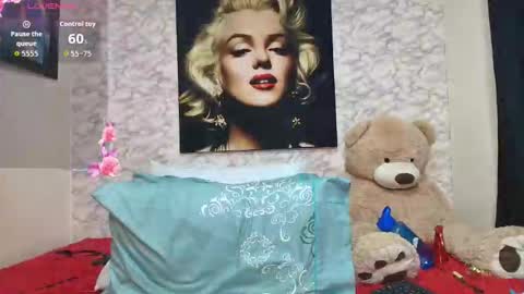 Mariana online show from October 31, 2025, 6:20 pm