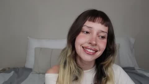 Snapshot of lizgein chatting on May 20, 2026, 1:23 am lizgein online show from May 20, 2026, 1:23 am