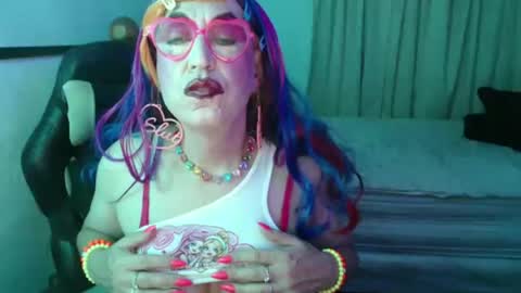 Snapshot of lizicherystrawbery chatting on July 6, 2026, 9:28 am Lizi Chery Strawbery online show from July 6, 2026, 9:28 am