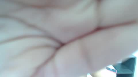 Snapshot of lizowenn_ chatting on March 3, 2025, 12:16 pm LIZETH online show from March 3, 2025, 12:16 pm