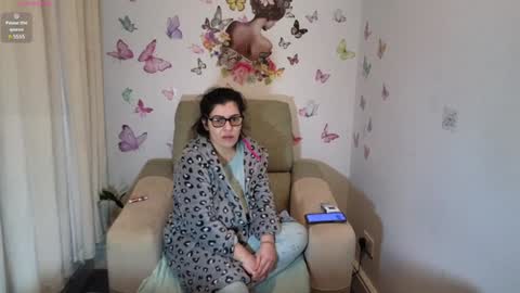 Lizy online show from January 5, 2025, 12:31 pm