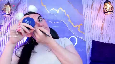 Lizeth  Tatiana Mahecha online show from April 18, 2026, 7:07 pm