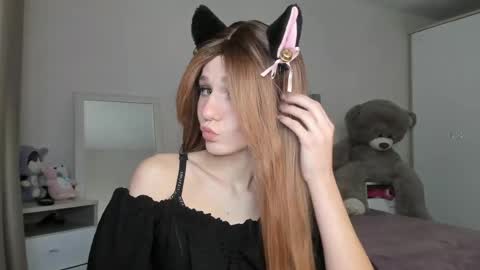 lizza_a online show from May 7, 2026, 5:07 pm