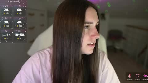 Snapshot of lizzi_fox chatting on May 25, 2026, 6:14 pm Lizi-Fox online show from May 25, 2026, 6:14 pm