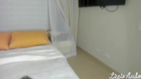 lizzieamber online show from March 11, 2025, 8:41 am