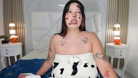 Lizzie Big Boobs online show from October 30, 2025, 8:42 pm