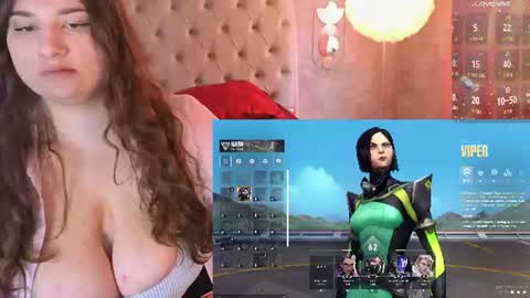 Snapshot of lizzy_sky chatting on June 14, 2026, 10:06 am LizzySky online show from June 14, 2026, 10:06 am