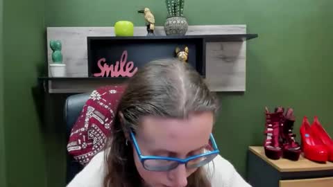 Lizzy online show from February 2, 2026, 7:51 am