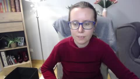 Lizzy online show from March 12, 2026, 5:24 am