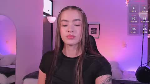 Lizzy Colins online show from June 23, 2026, 7:34 pm