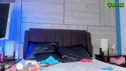 Snapshot of lizzysato chatting on May 9, 2026, 7:19 pm LizzySato online show from May 9, 2026, 7:19 pm