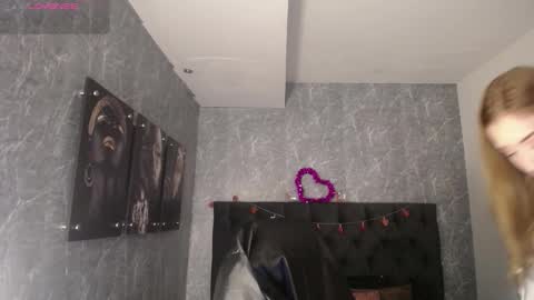 lizzysnow online show from September 9, 2025, 11:54 am