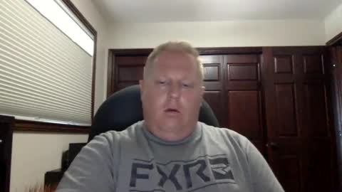 lkn4fun32 online show from March 19, 2026, 10:47 pm