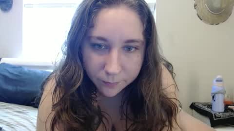 Snapshot of llena_de_lechee chatting on September 30, 2025, 3:06 pm llena_de_lechee online show from September 30, 2025, 3:06 pm
