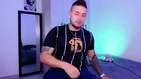 lliamm 2 online show from May 28, 2026, 3:04 am