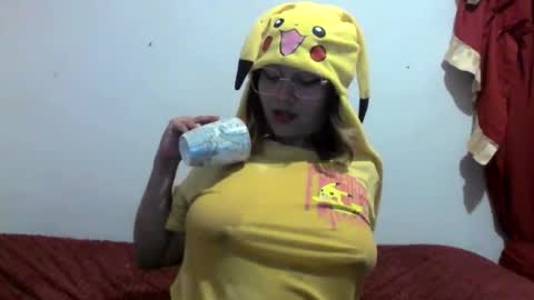 lobalove_98 online show from April 20, 2026, 7:11 am