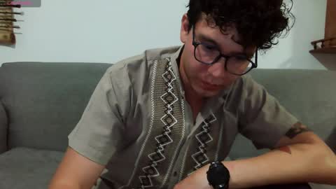 Lobo online show from March 5, 2025, 2:03 am