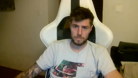 Snapshot of lobotomy54 chatting on May 16, 2026, 11:57 pm lobo online show from May 16, 2026, 11:57 pm