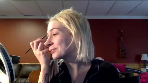 Divine Diva online show from January 18, 2026, 7:50 pm