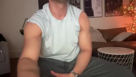 lockdownlove online show from January 29, 2025, 5:19 am