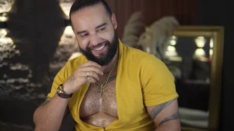 logan_cardenas1 online show from March 14, 2026, 12:06 am