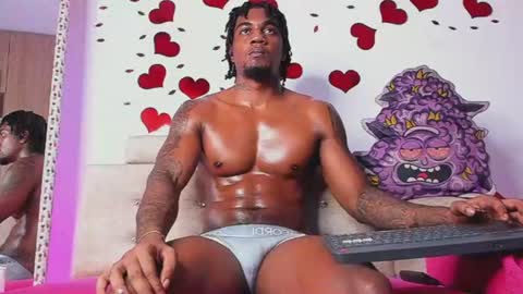 LOGAN DRAKE online show from July 1, 2026, 12:56 am